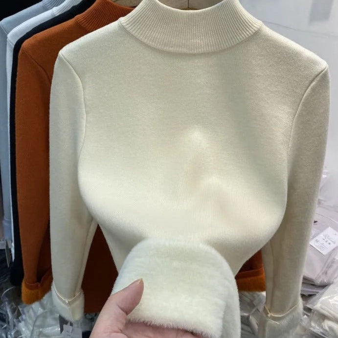 Suéter Feminino Térmico Peluciado: Proteção Quente e Conforto Estiloso para o Inverno