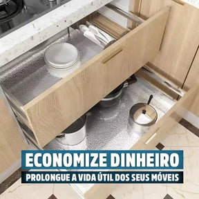 Adesivo Alumiplus: Proteção Cozinha Antigordura, Impermeável, Fácil Aplicação