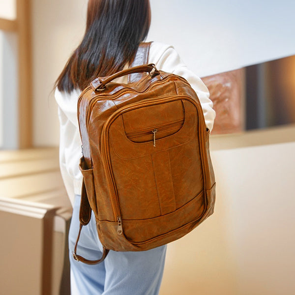 Mochila Feminina Lux Grande em Couro Sintético, Antifurto, Vários Compartimentos